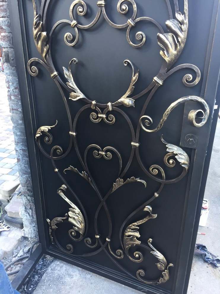 Обложка проекта: Кованая калитка