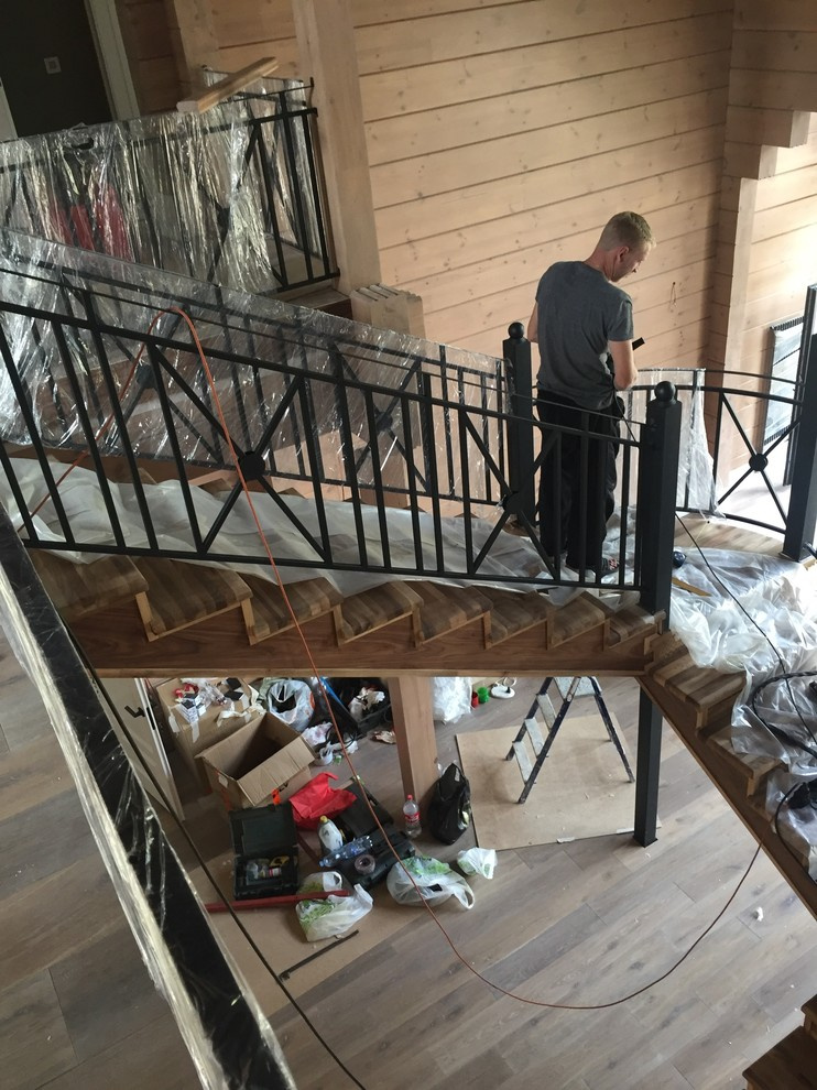 Лестница в загородный дом