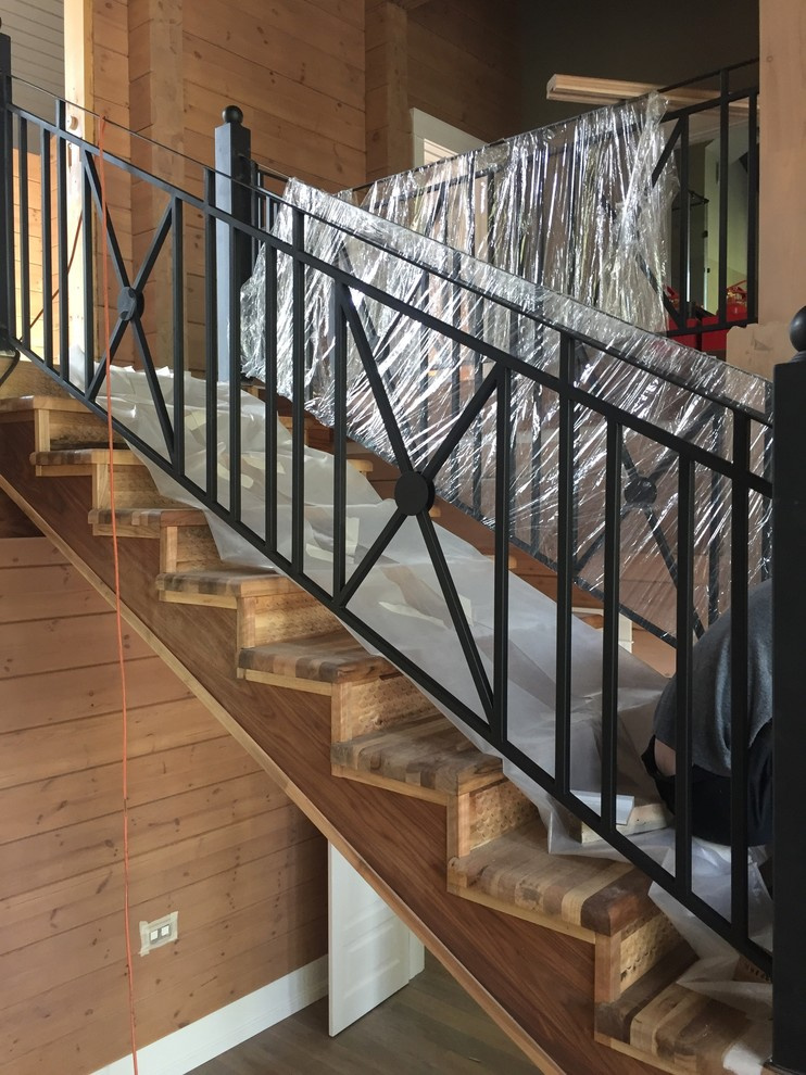 Лестница в загородный дом