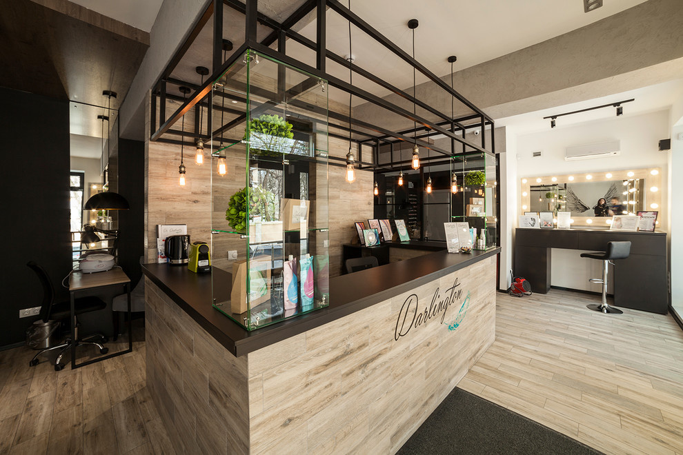 Студия маникюра "Darlington"