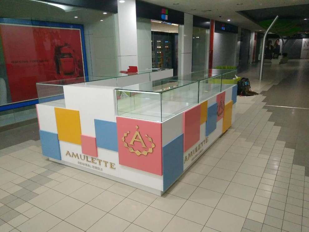 Остров в ТЦ