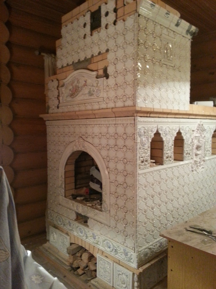 Печь с восстановлением старинных изразцов