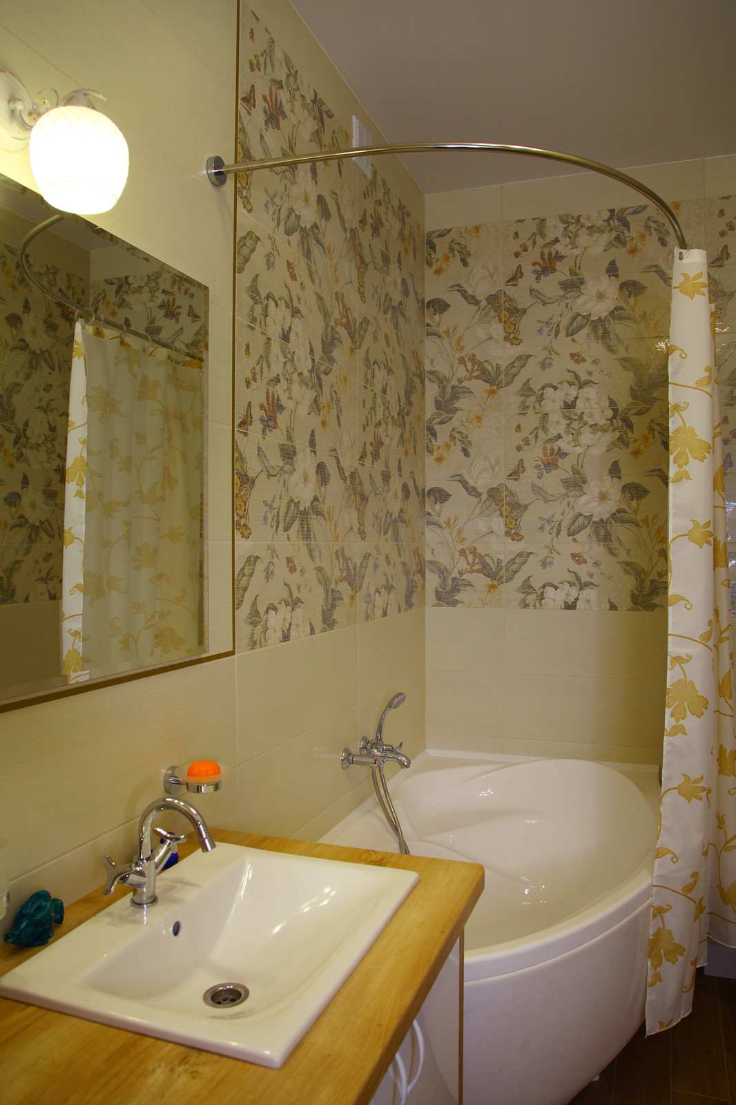 однешка на Декабристов 41