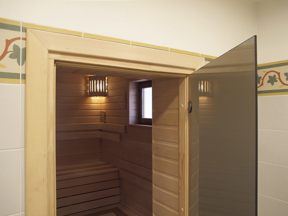 Одноэтажный загородный дом с баней