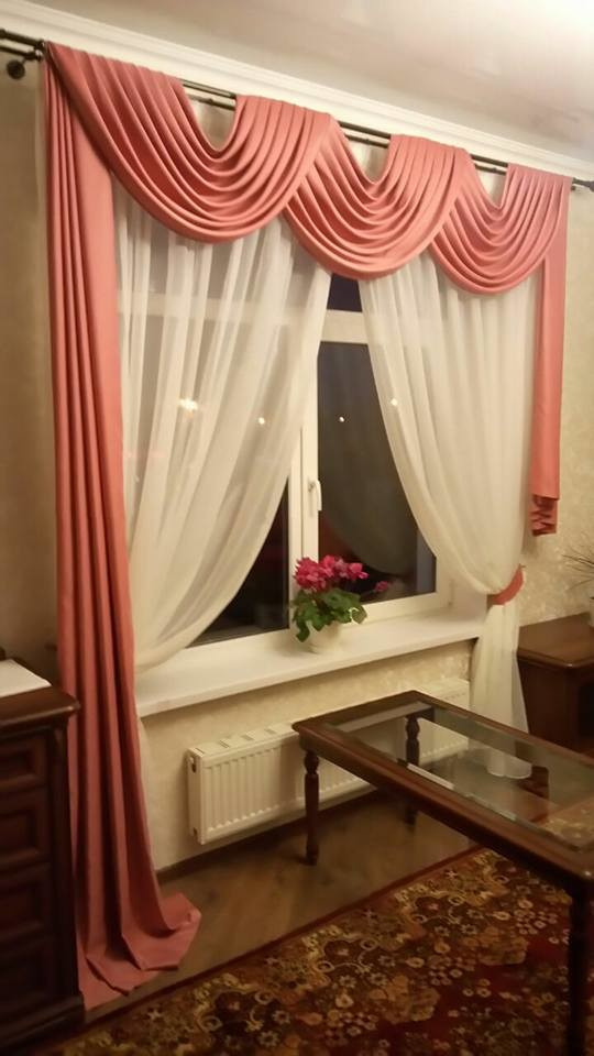 Яркие акценты на шторы