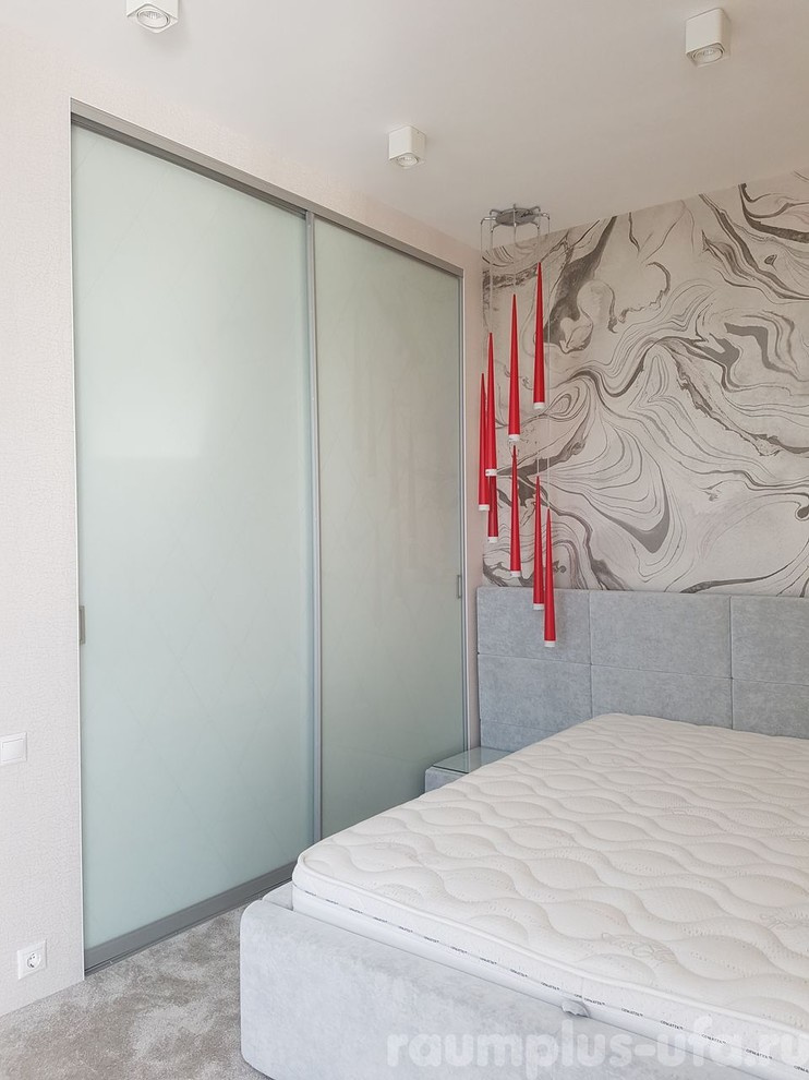 Шкаф купе с узким профилем