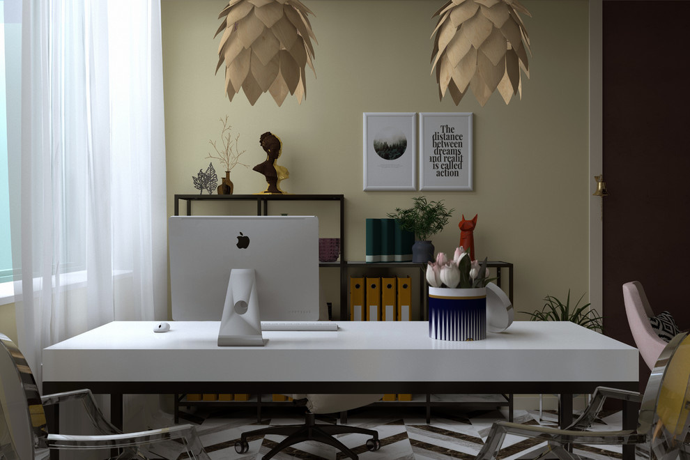 Служебный роман