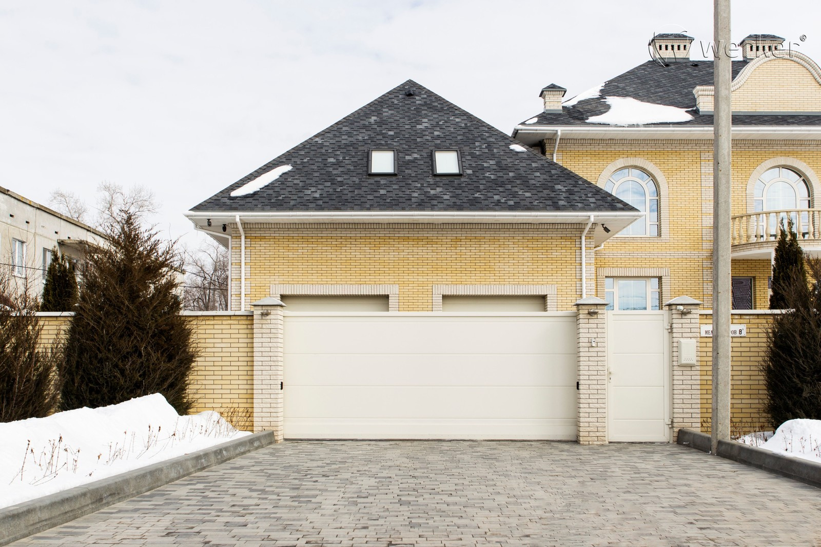 Обложка проекта: Ворота