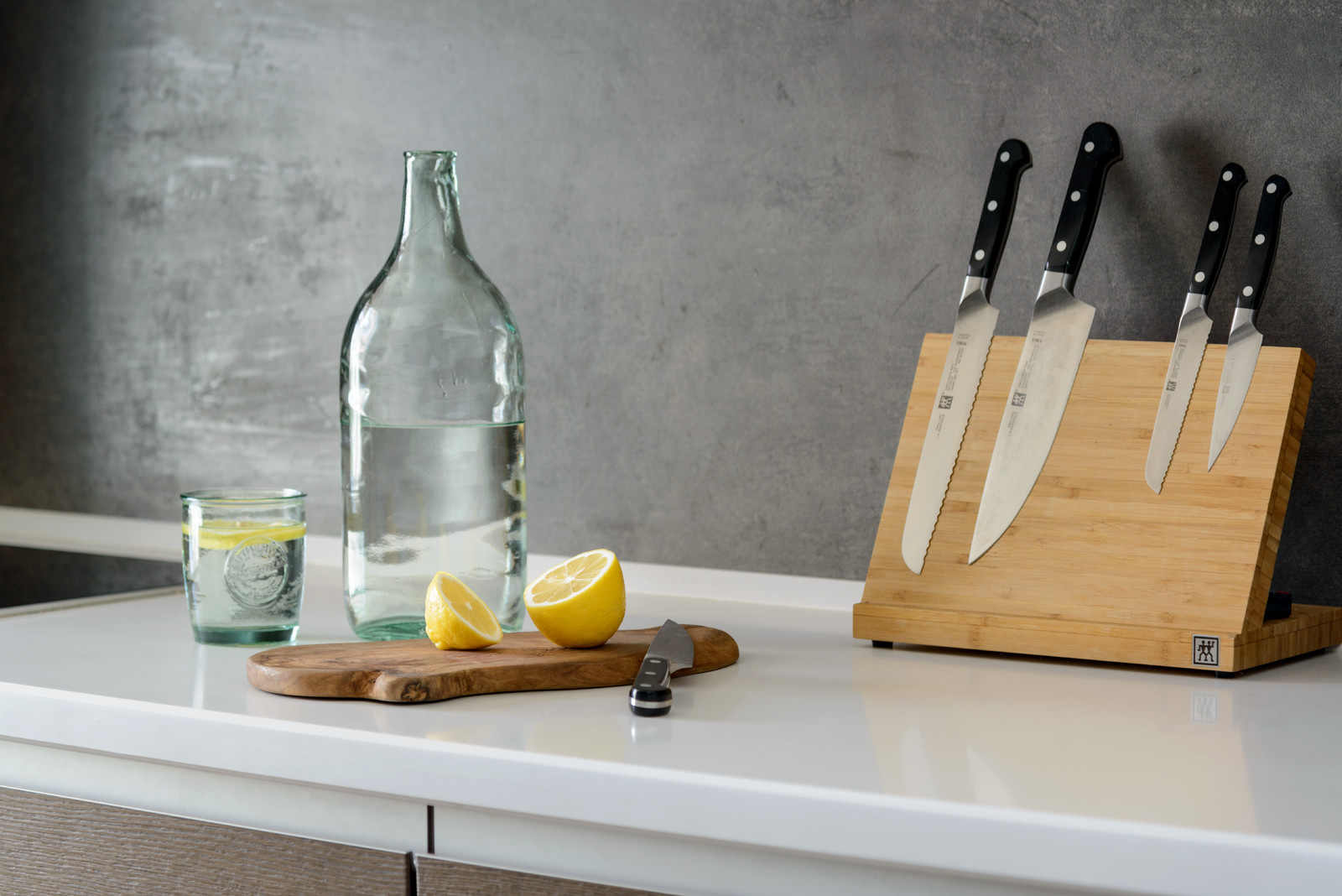 Интерьер квартиры в ЖК Кедровый 95 м^2