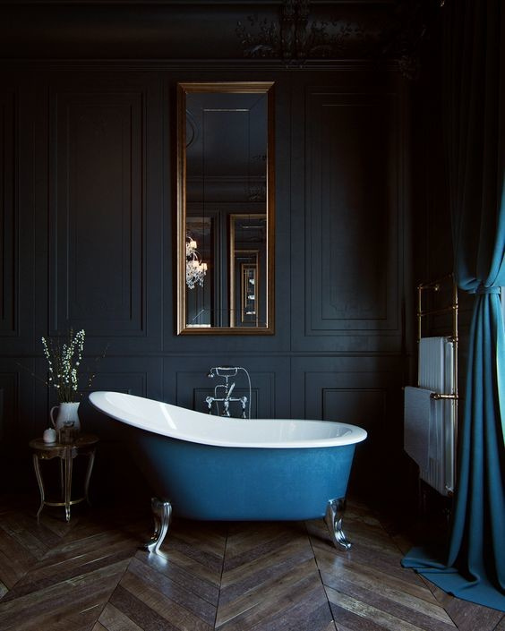 Palace Classic Dark Interior