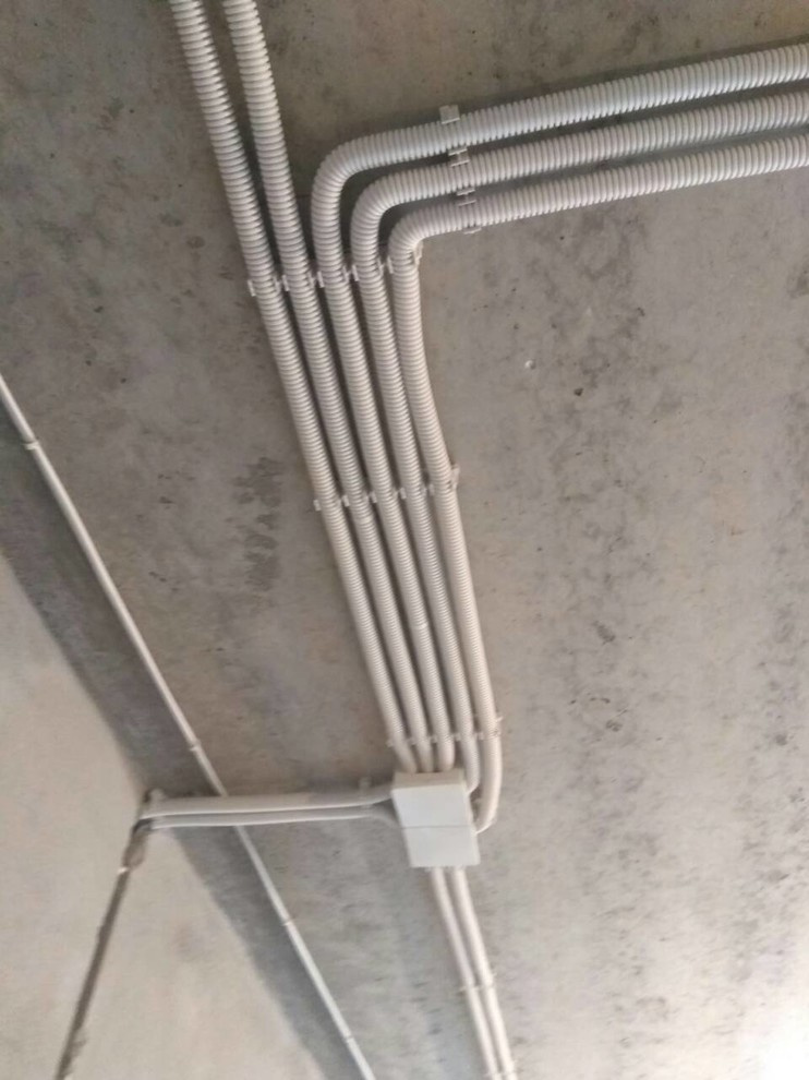 Обложка проекта: Разводка Электроцепи.