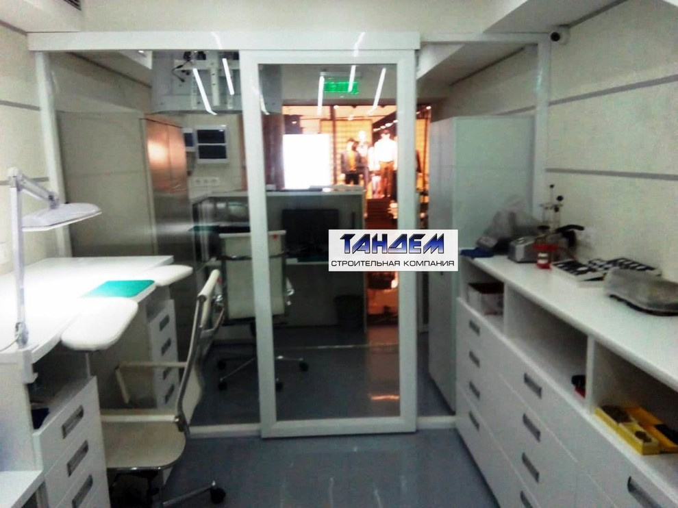 Изготовление и монтаж Стационарной перегородки Tandem-Standart