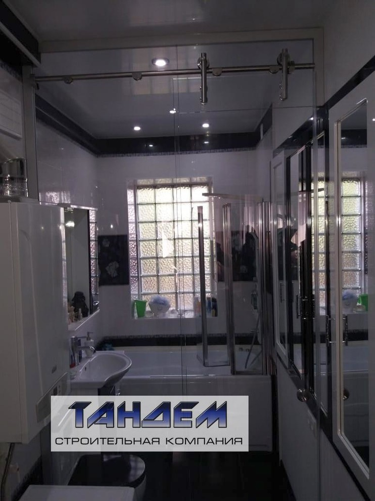 Обложка проекта: Изготовление и установка Цельностеклянной перегородки Tandem-Кристалл с откатной