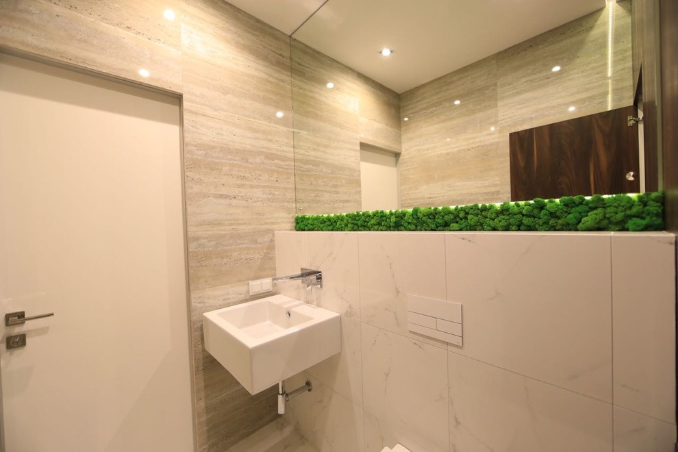 Просторная двухуровневая квартира в современном стиле