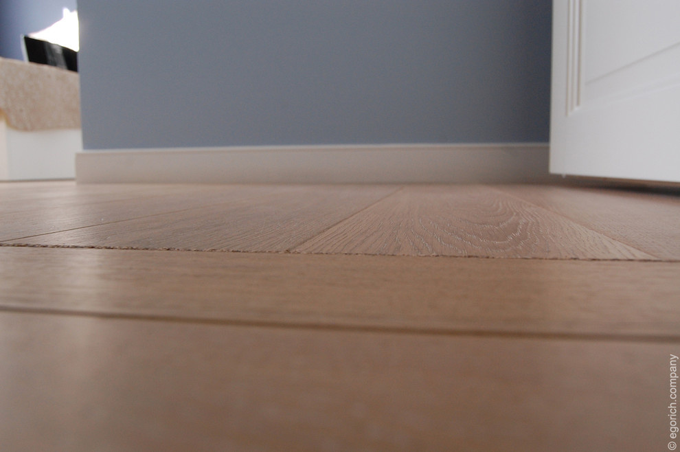 Холл. Детали работ