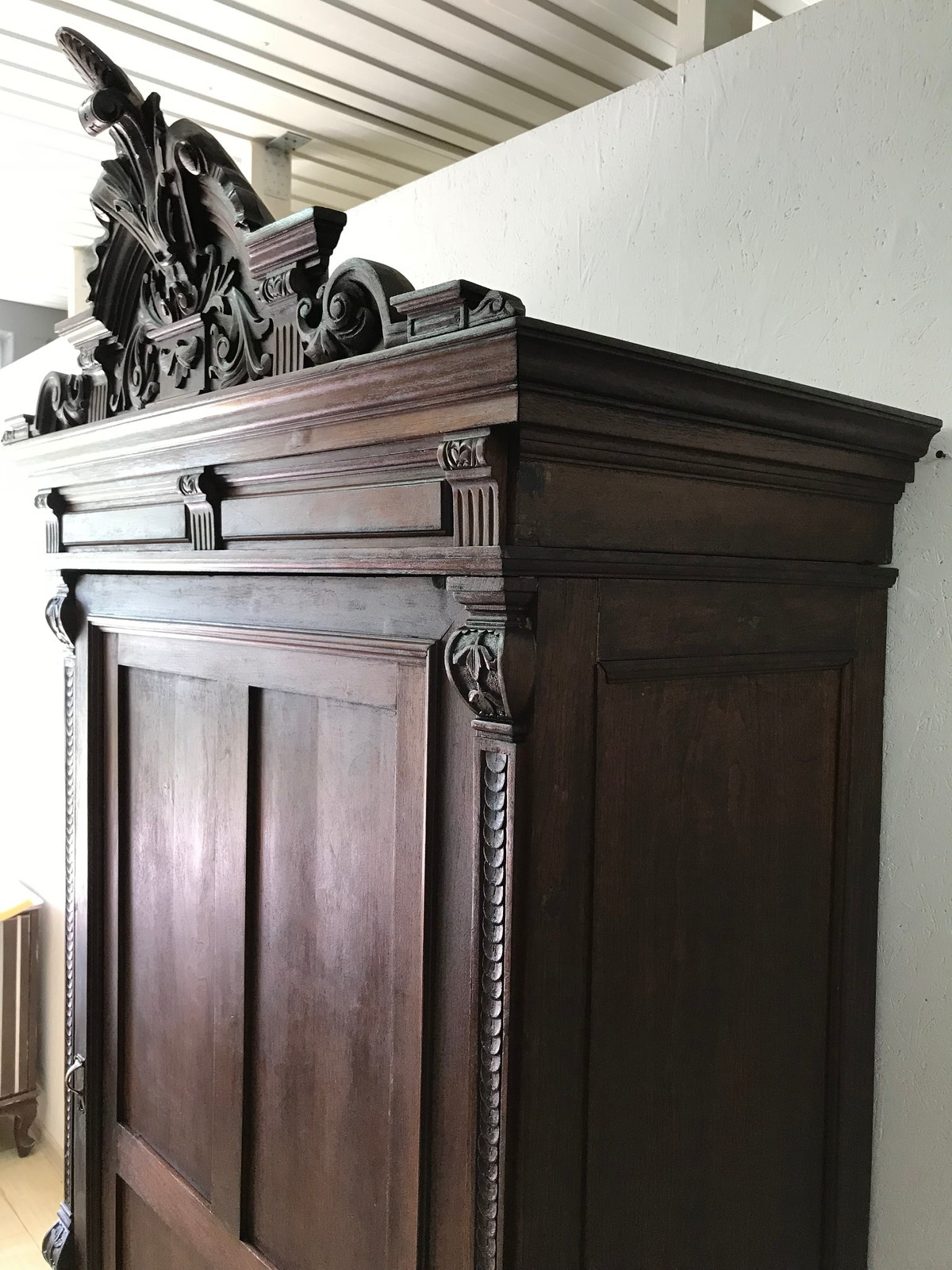 Мастерская "КРАКЕЛЮР" Антикварная мебель