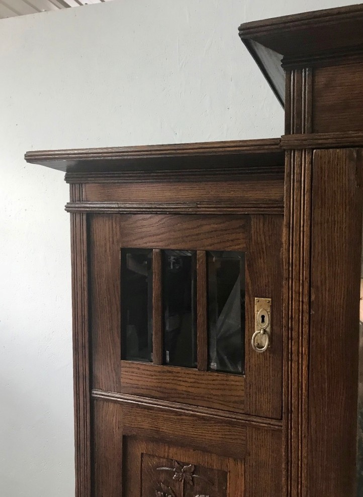 Мастерская "КРАКЕЛЮР" Антикварная мебель