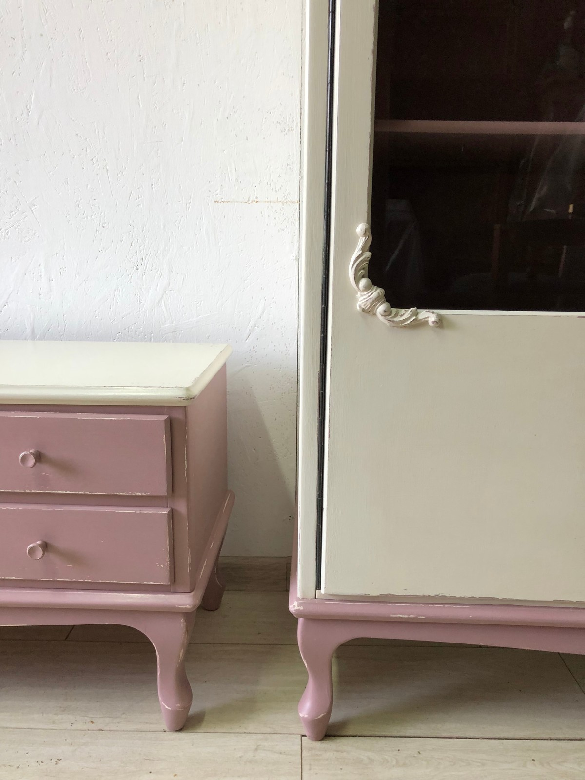 Мастерская "КРАКЕЛЮР" Мебель с характером