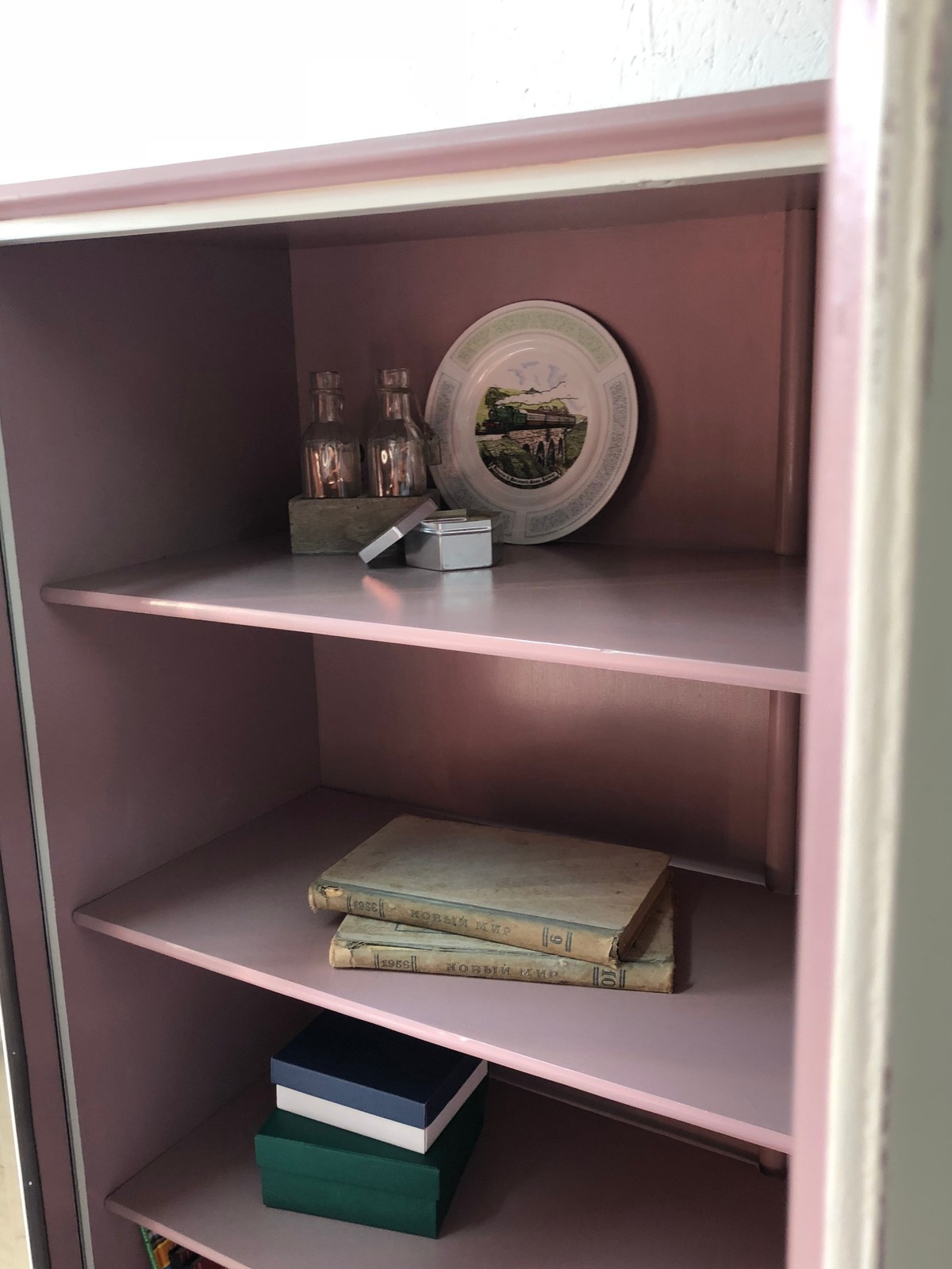 Мастерская "КРАКЕЛЮР" Мебель с характером