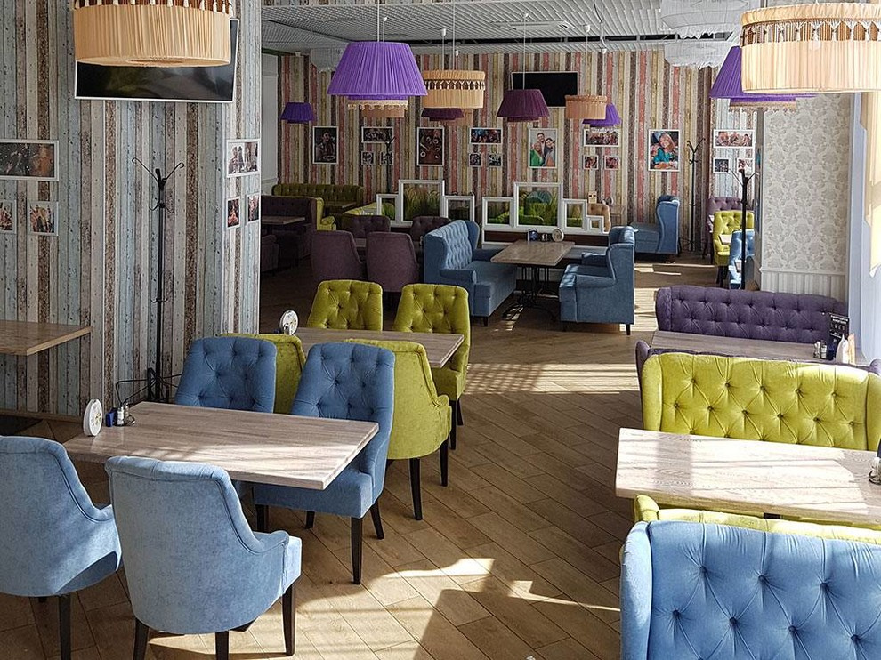 Ресторан "Япона мама" в ТЦ "Академический"