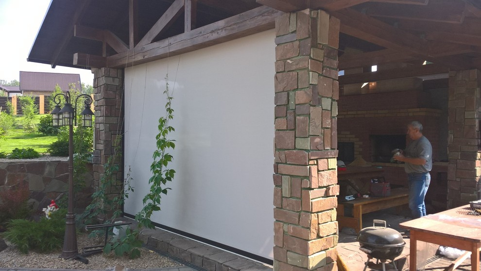 Рулонные шторы ZIP для беседки