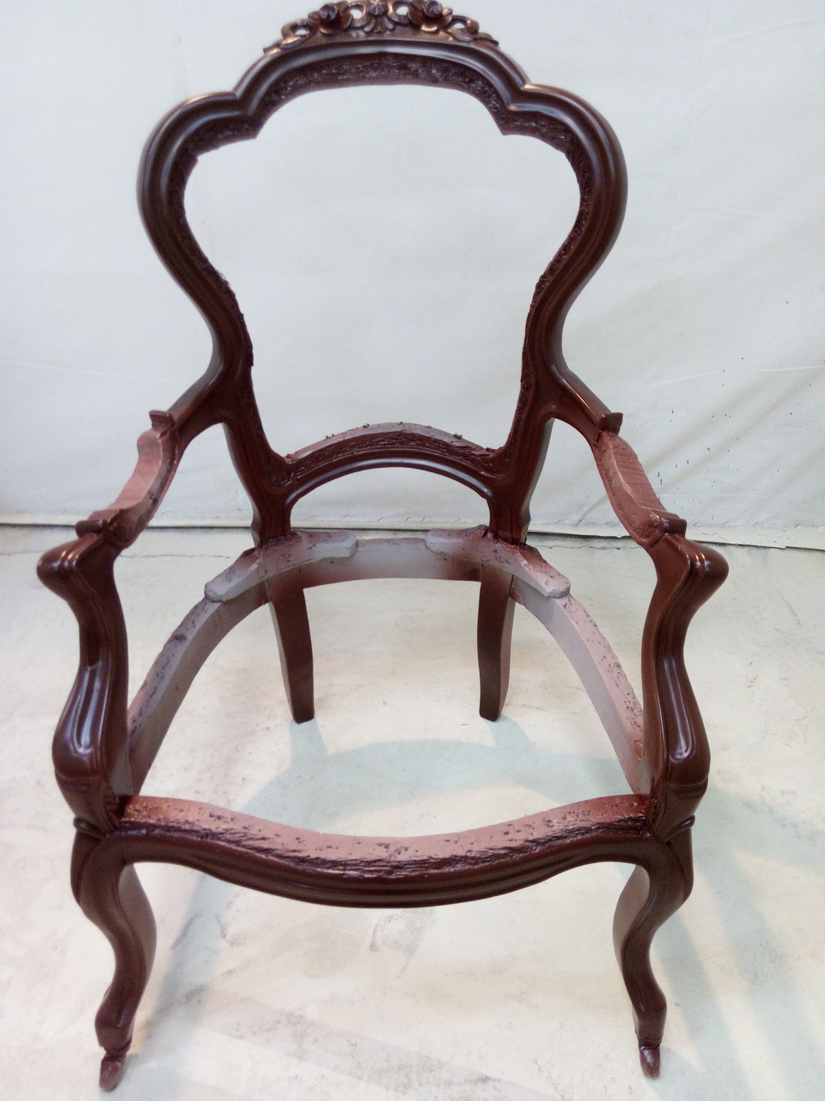 Реставрация и покраска стульев