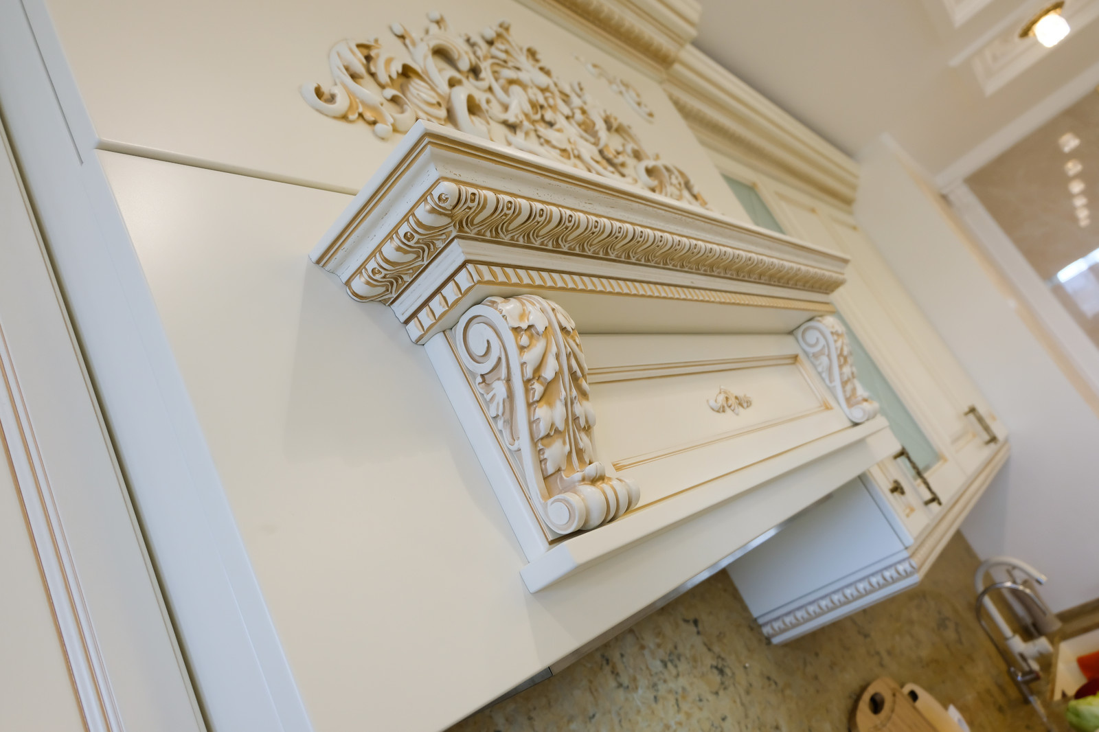 Традиционная итальянская классика в большой квартире