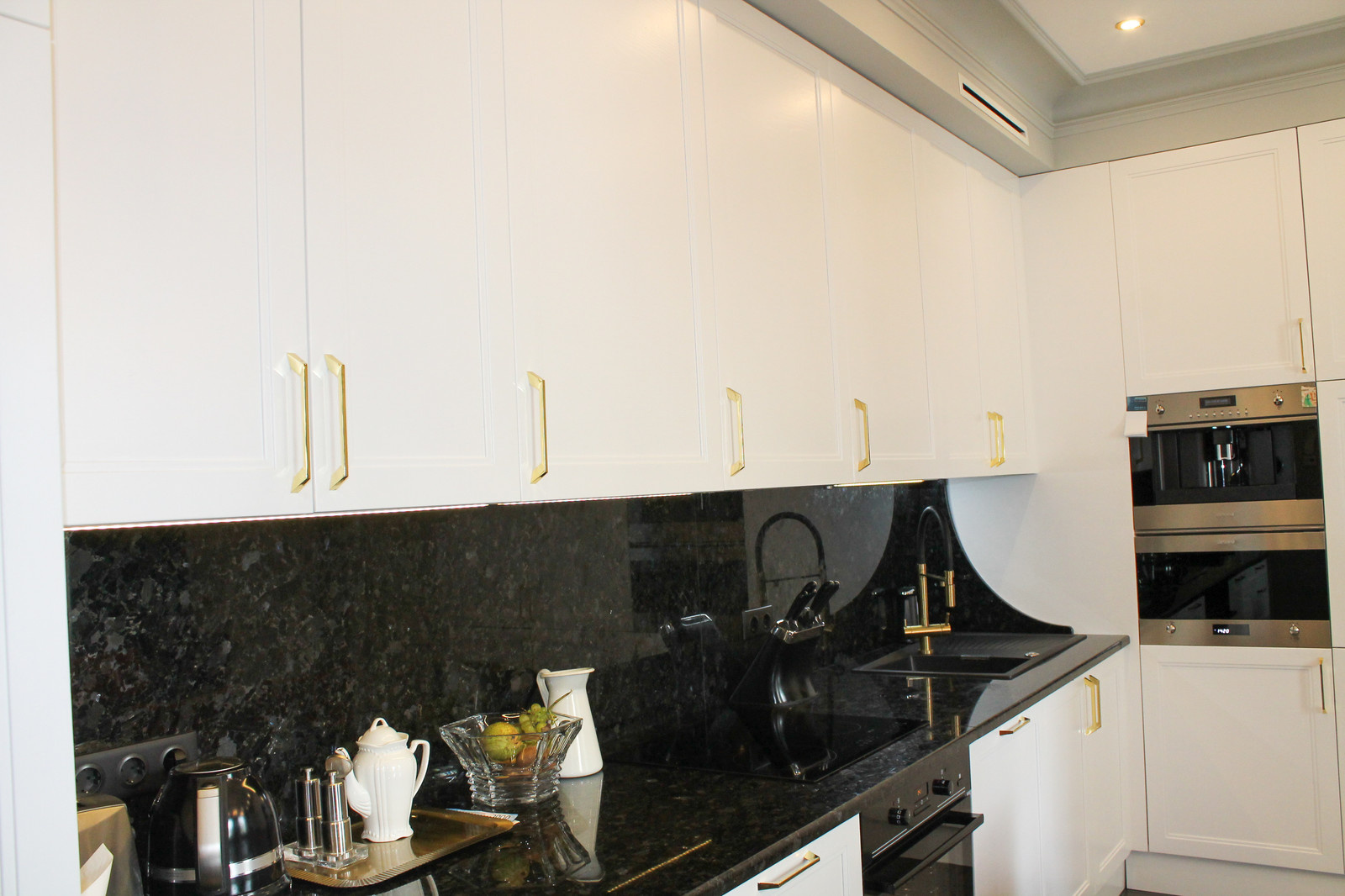 Современная классика в черно-белом исполнении