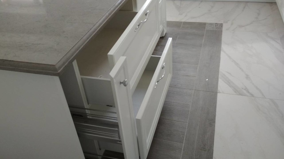 Столешница на кухню из Кварцевого камня