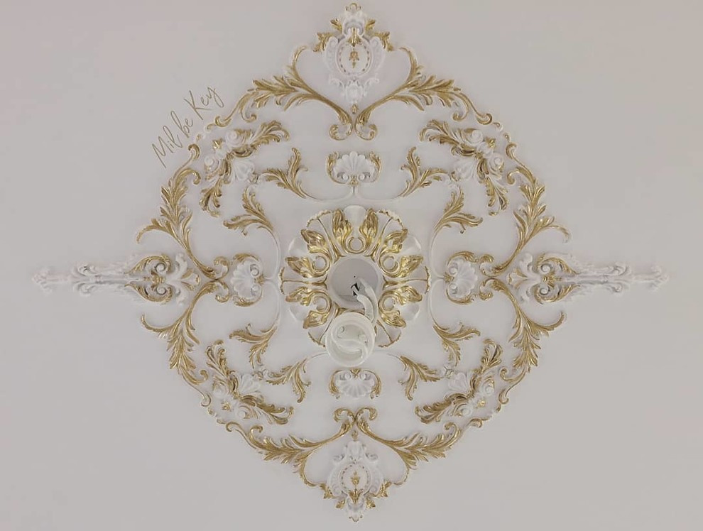 Золочение интерьера загородного коттеджа