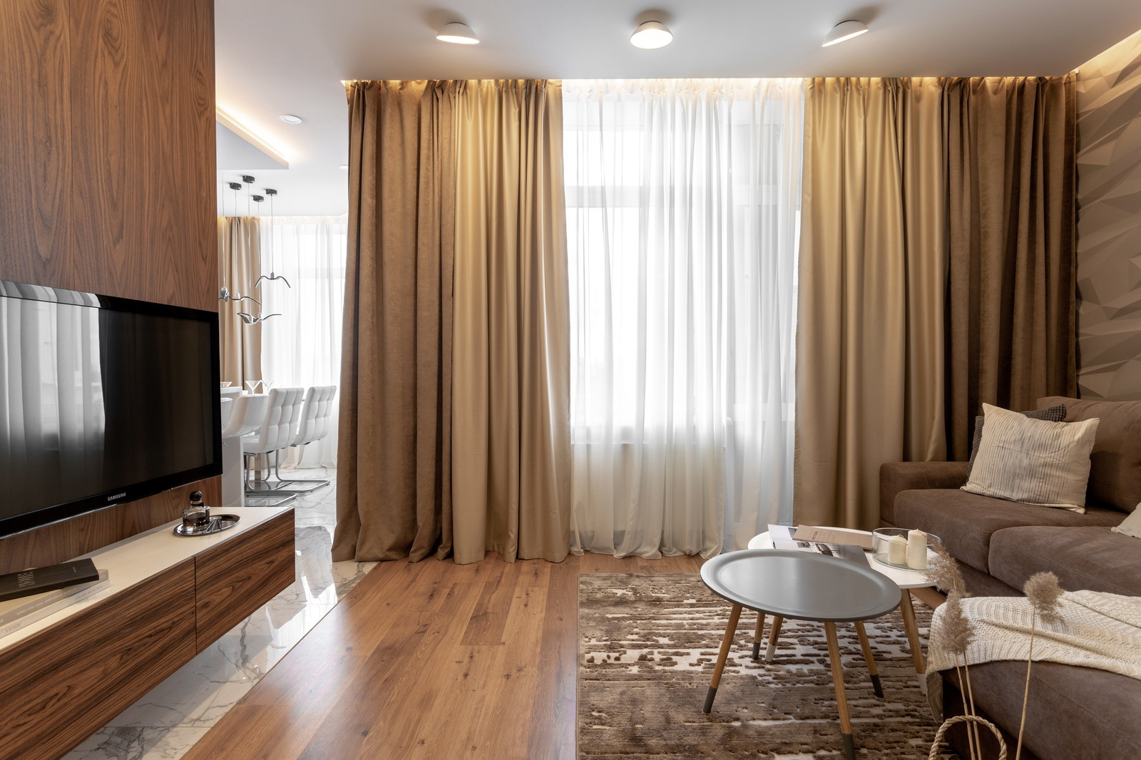 "Осеннее сияние" из серии интерьеров Состояния природы