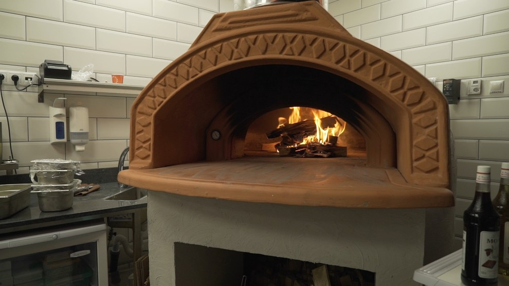 Помпейская печь в сети Good Street Food