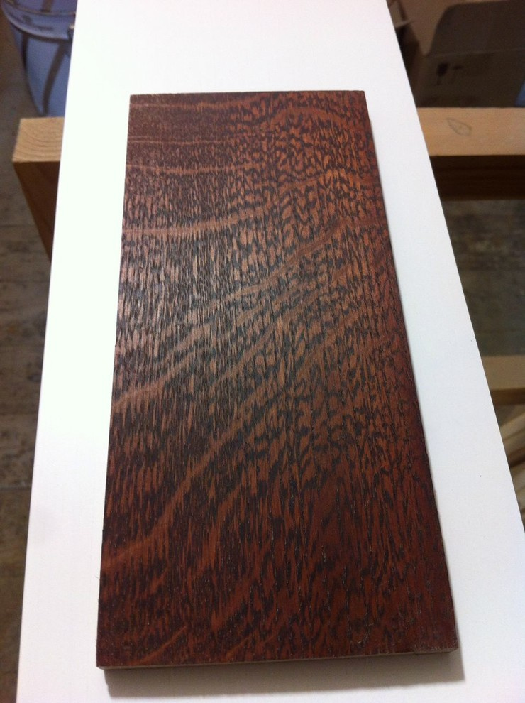 Покраска различных изделий из массива