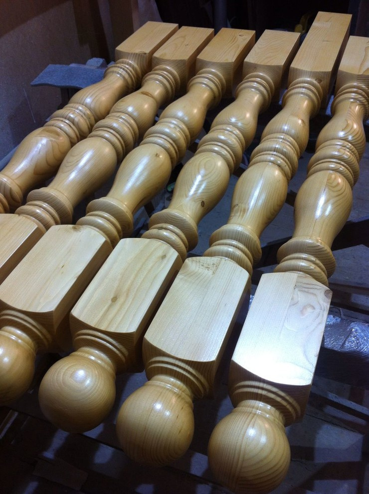 Покраска различных изделий из массива