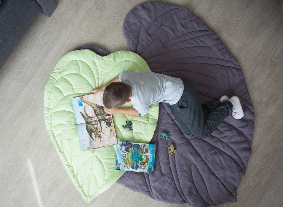 Пледы-коврики в форме тропических листьев