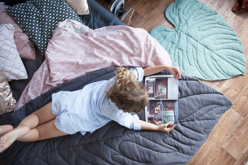 Пледы-коврики в форме тропических листьев