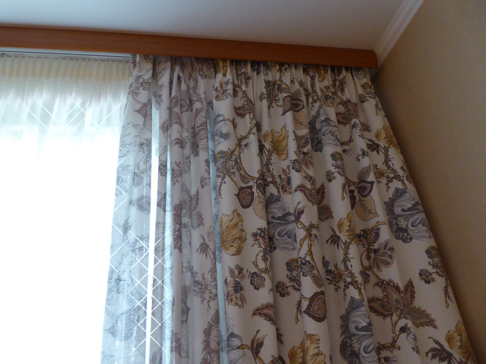 Обложка проекта: Шторы в квартиру на ВДНХ