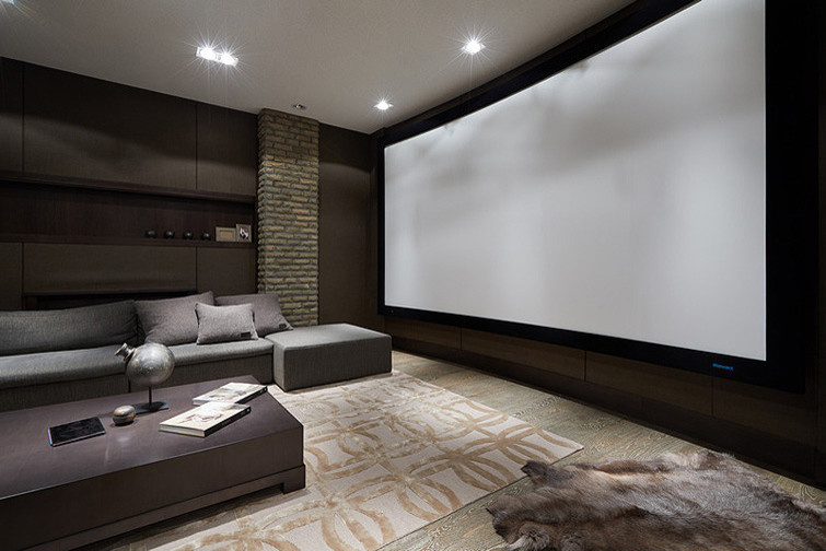 Synthesiрованный домашний кинотеатр для частного дома в клубном поселке, Москва