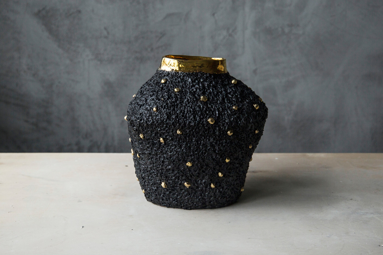 Levadnaja Ceramics Black Collection
