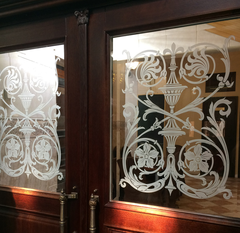 Пескоструйная гравировка на стекле