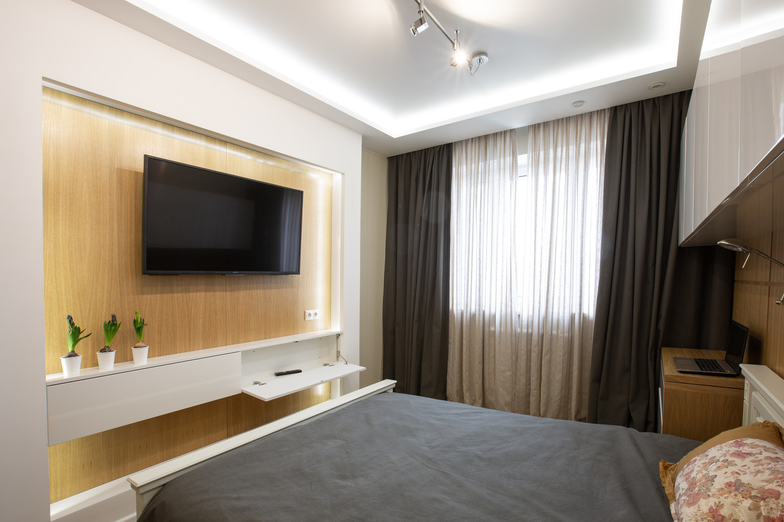 Реализованный проект "Квартира в полосатом доме на Академика Янгеля"