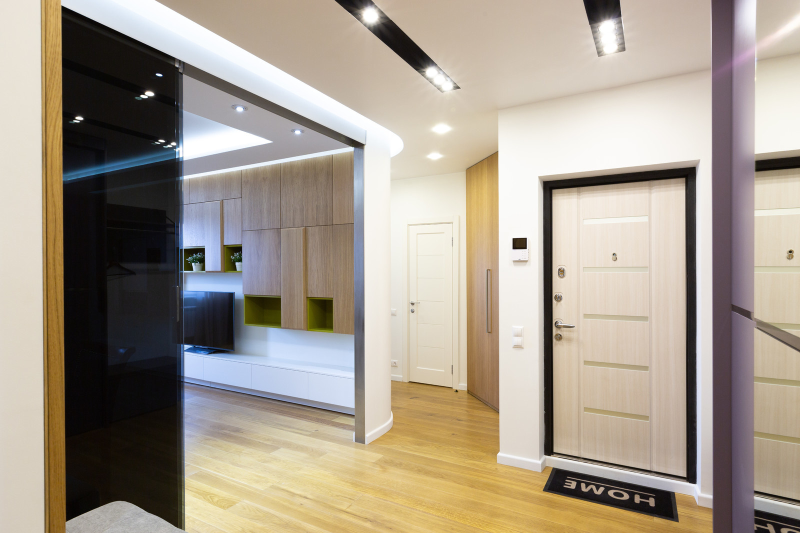 Реализованный проект "Квартира в полосатом доме на Академика Янгеля"