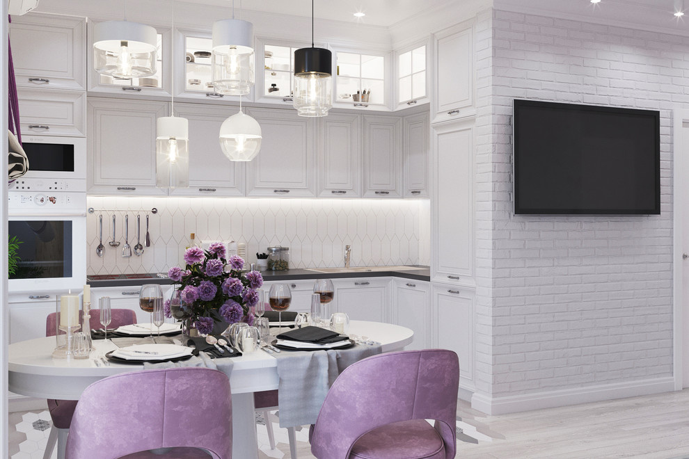 квартира в легкой неоклассике