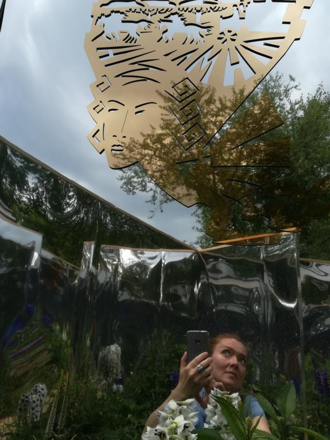 Декор сада «Зеркала природы» на фестивале Moscow Flower Show.