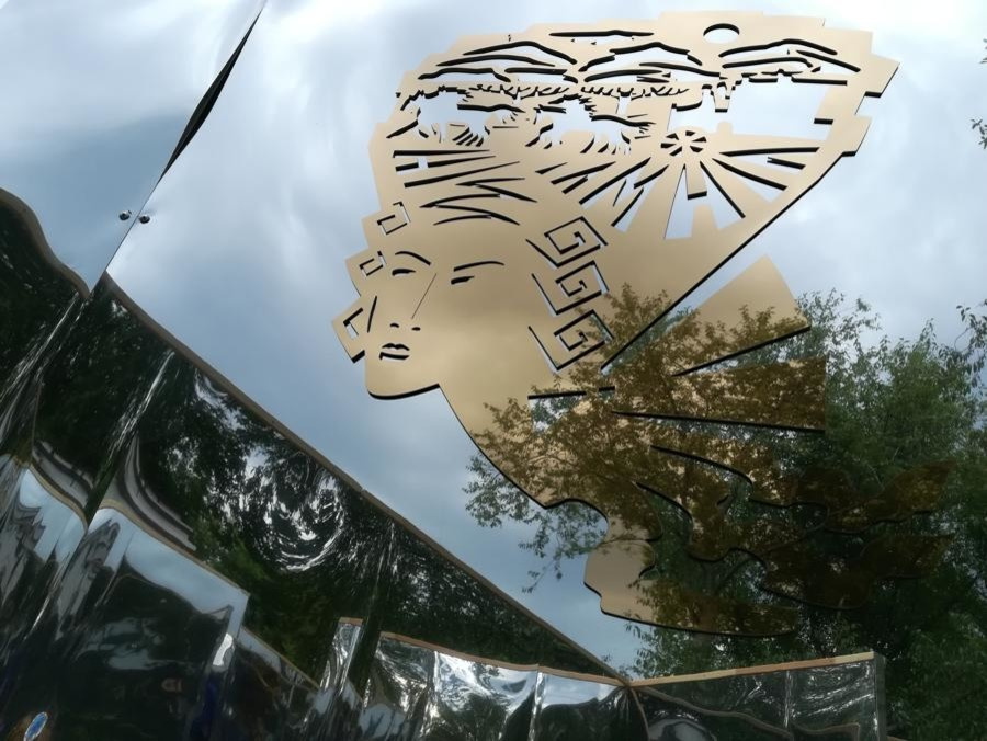 Декор сада «Зеркала природы» на фестивале Moscow Flower Show.