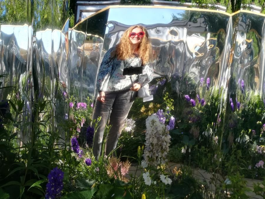 Декор сада «Зеркала природы» на фестивале Moscow Flower Show.