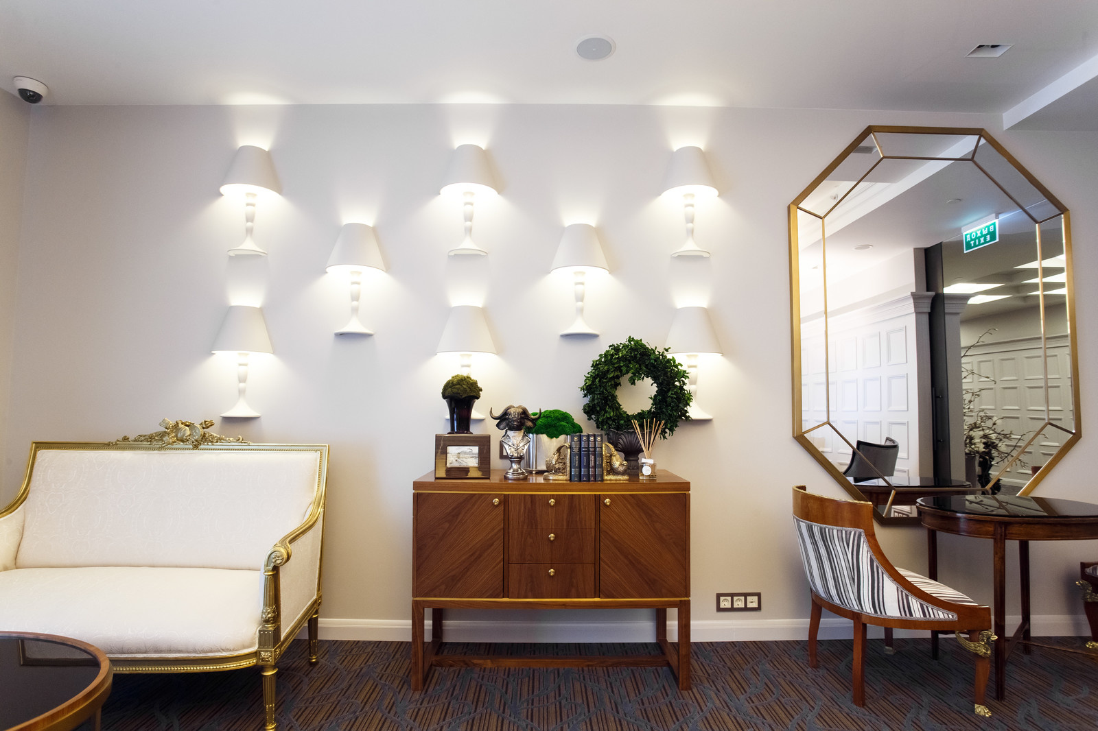 Реконструкция исторических номеров отеля Метрополь и ресторан Савва