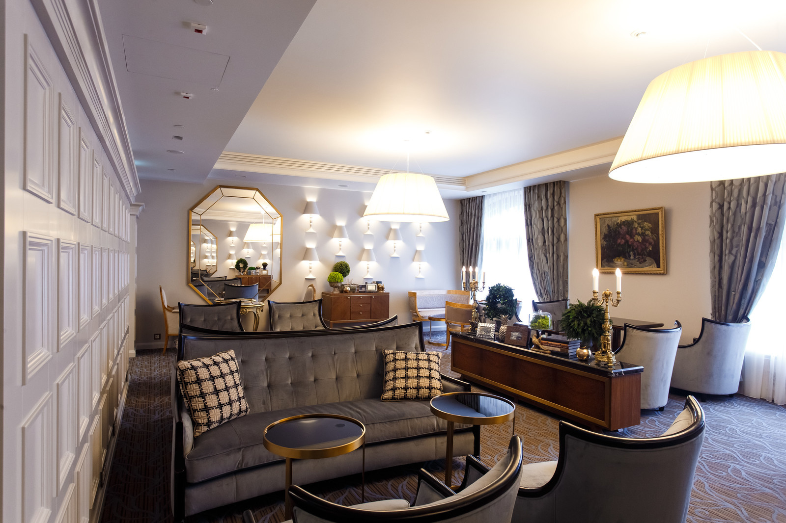 Реконструкция исторических номеров отеля Метрополь и ресторан Савва