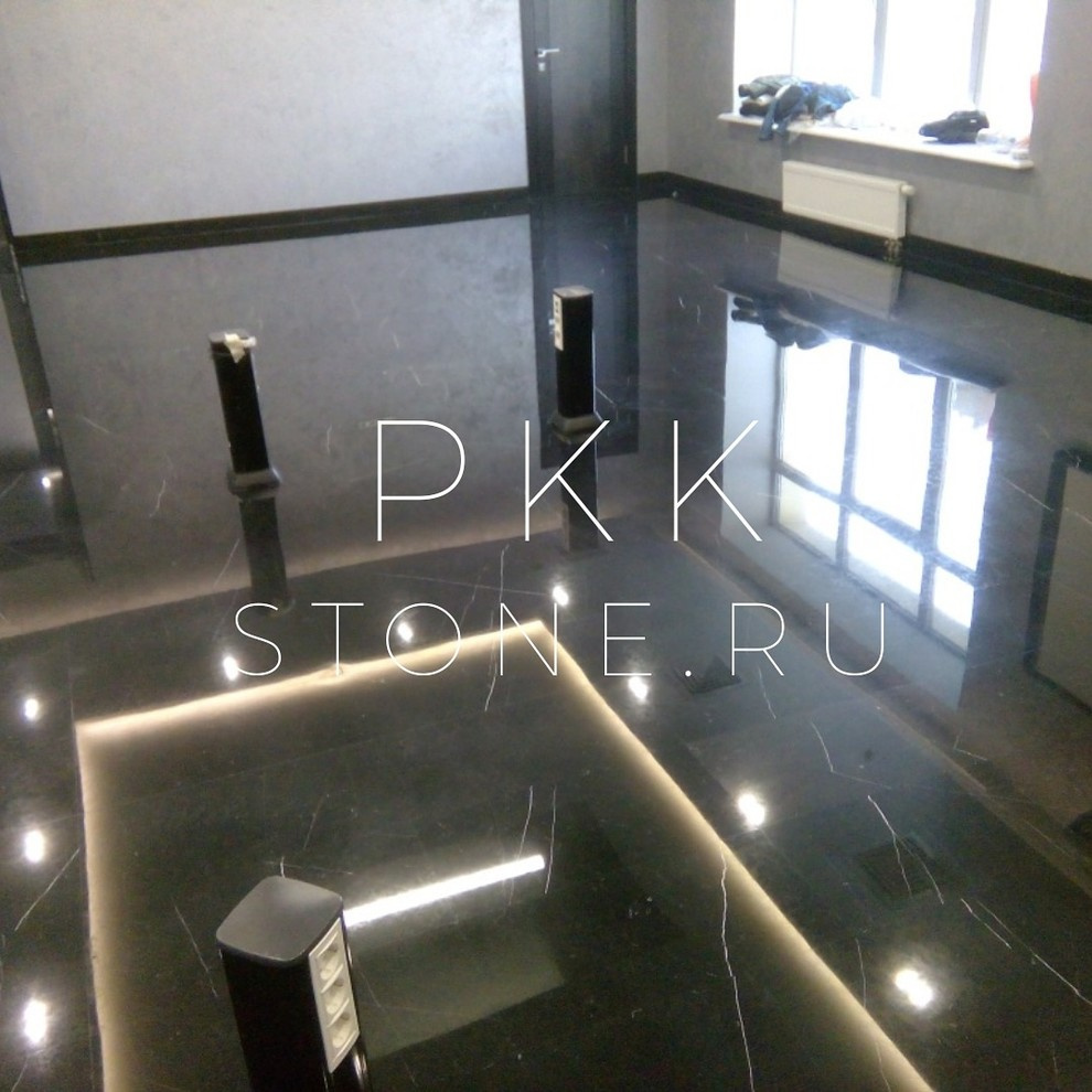 Обложка проекта: Пол из черного мрамора