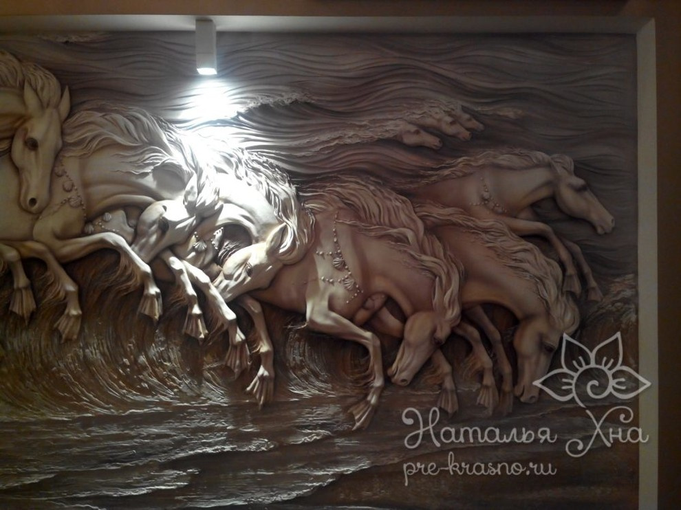 Барельеф «Лошади Нептуна»